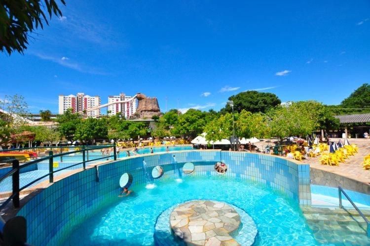 Aparthotel Spazzio D Iroma Com Acesso Ao Acqua Park