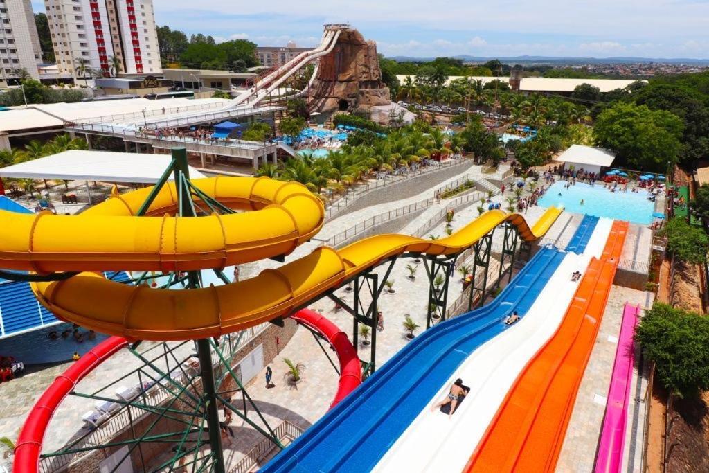 Spazzio D Iroma Com Acesso Ao Acqua Park Aparthotel Caldas Novas